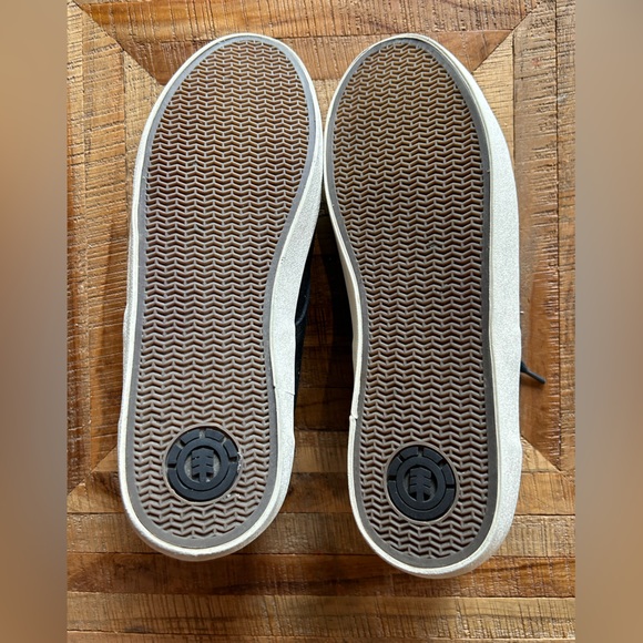 Element Shoes Size 9.5 - Picture 5 of 6